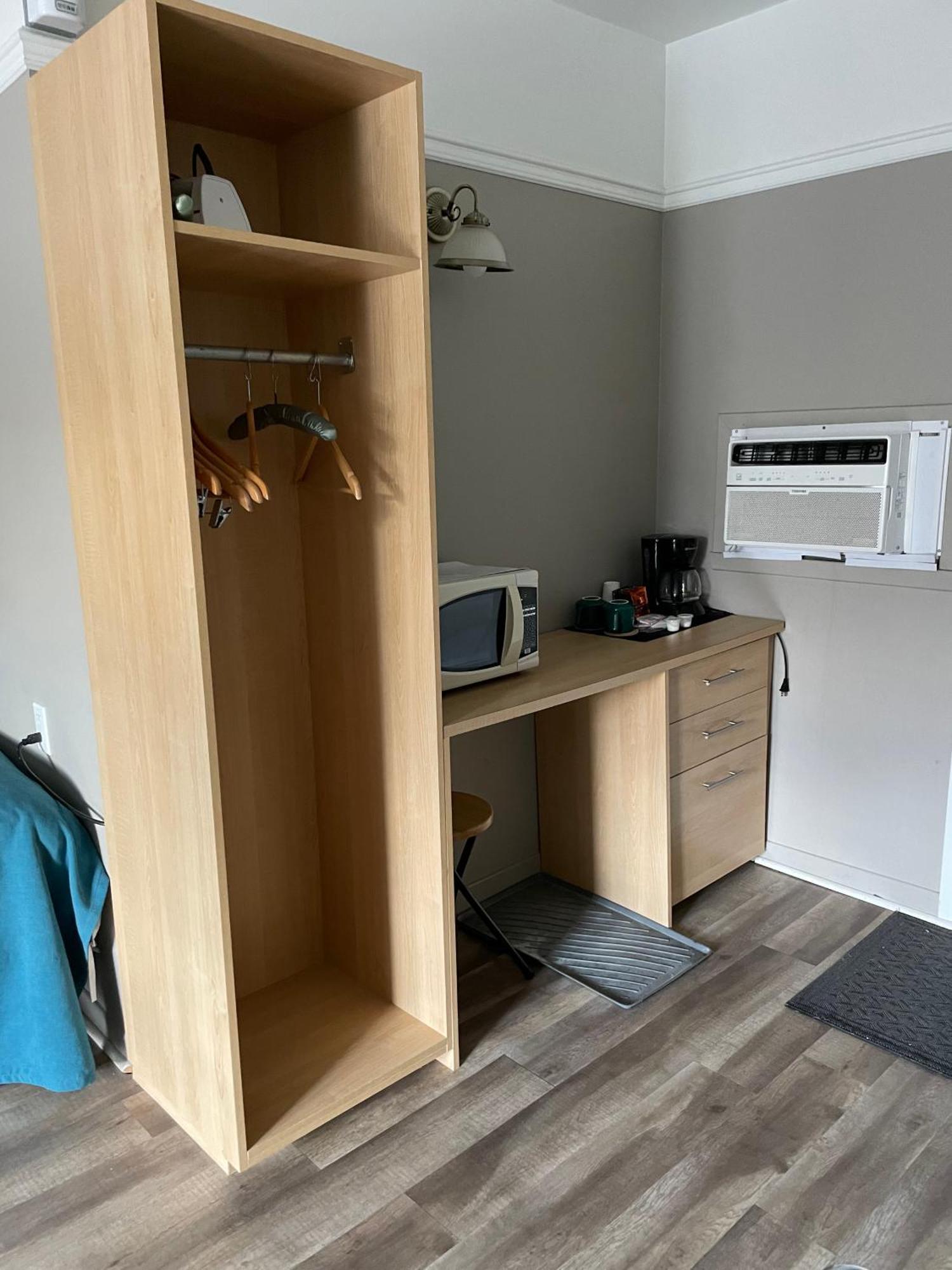 Motel Au P'Tit Sapin Mirabel Eksteriør bilde